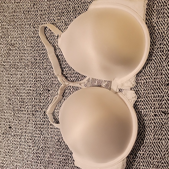 Maidenform White Underwire Bra 36DD - Picture 6 of 7